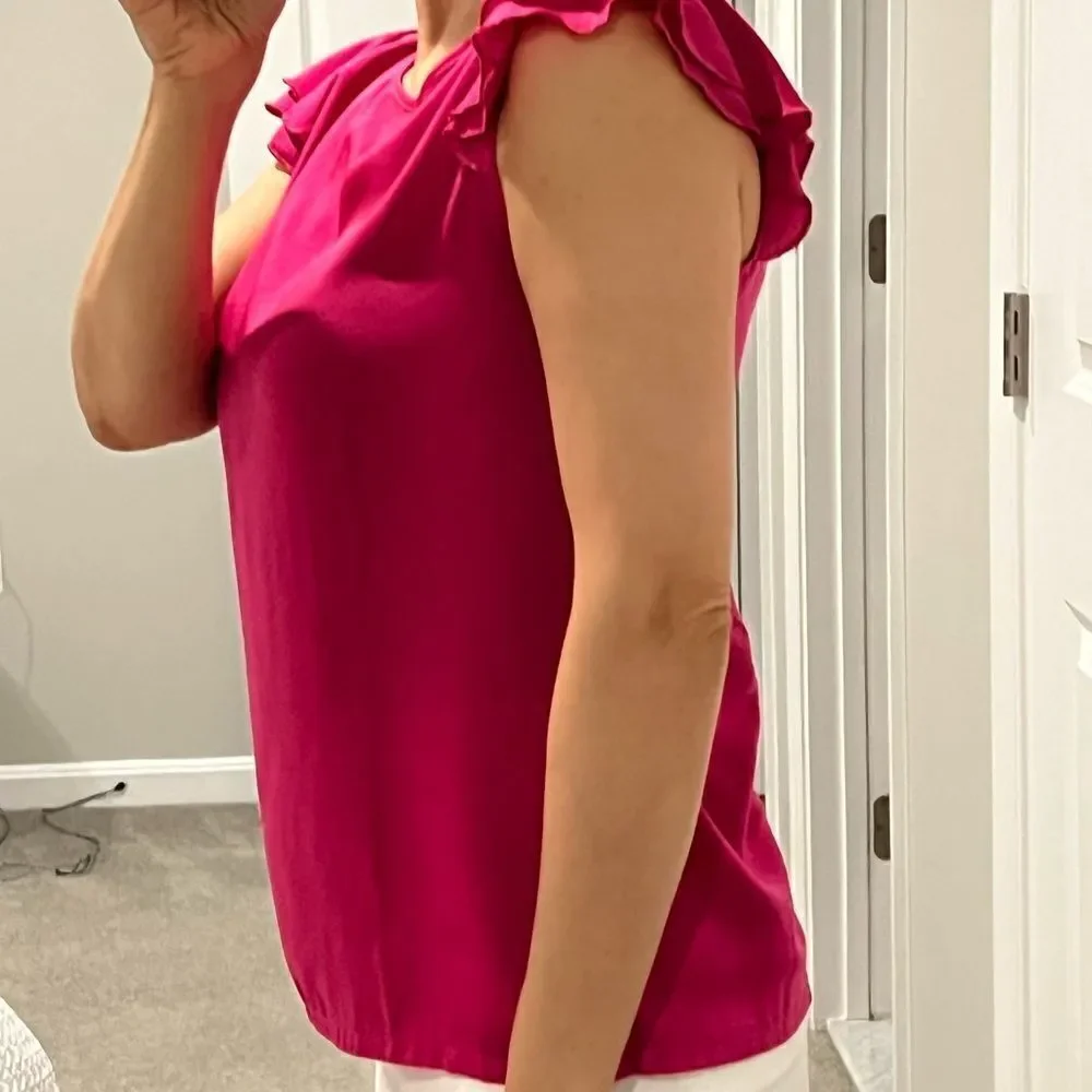 Beautiful Fuchsia Color Top. Size S - Picture 3 of 3
